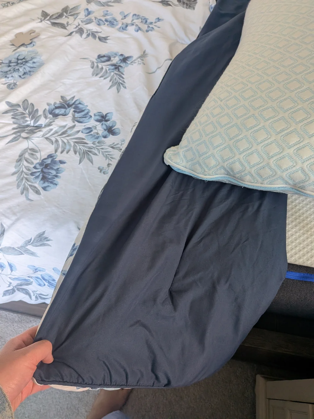 Madison Park Blue and Navy Floral Cotton Comforter 6 Piece Set